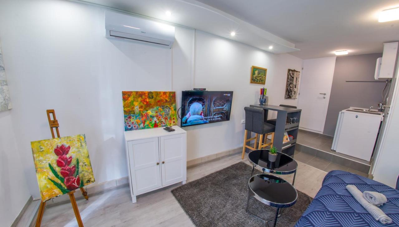 Studio Gallery 莫斯塔尔 外观 照片